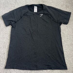 Gymshark women’s vital seamless 2.0 light shirt Size L